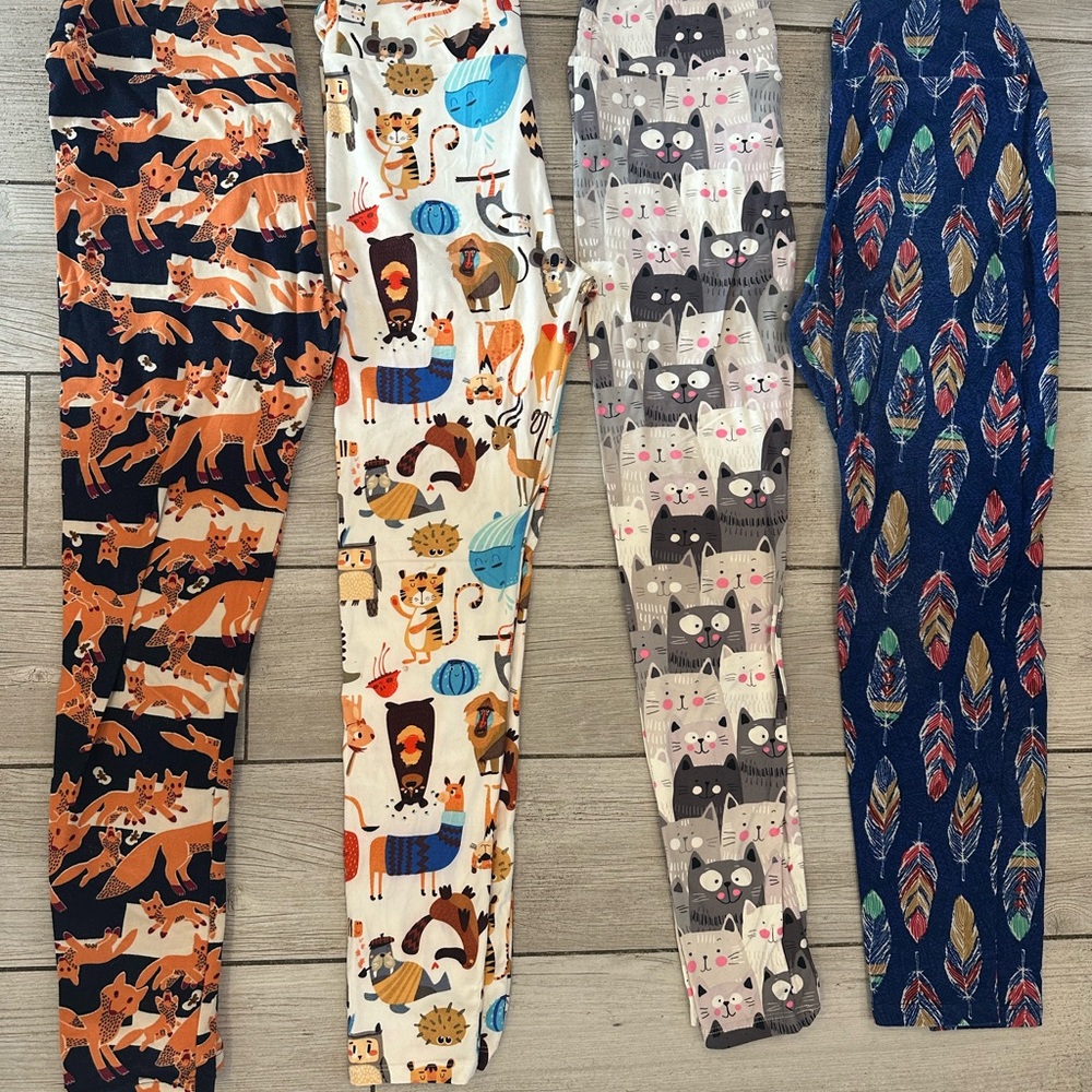 Lularoe women’s leggings ONE SIZE fit 2-10 gently worn